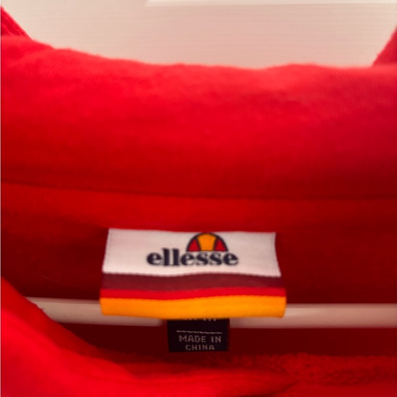 Ellesse hoodie size medium - Picture 3 of 3